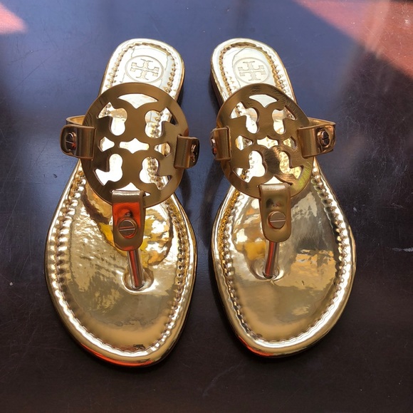 Shoes - NWT Gold sandals